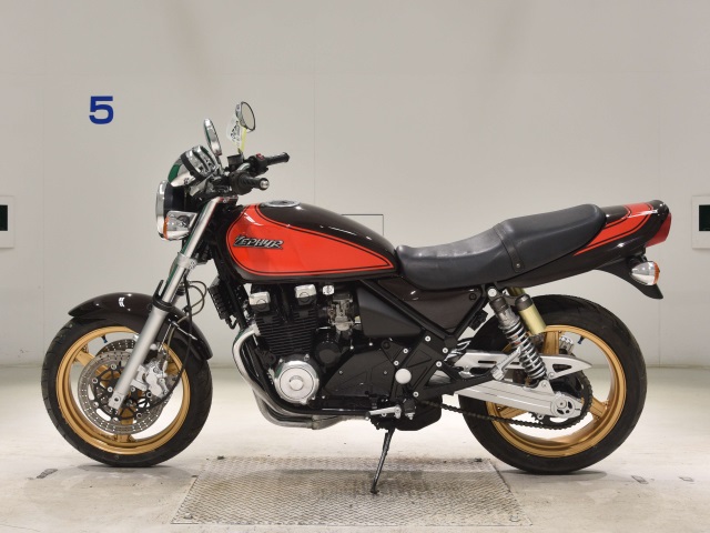 Kawasaki ZEPHYR400K