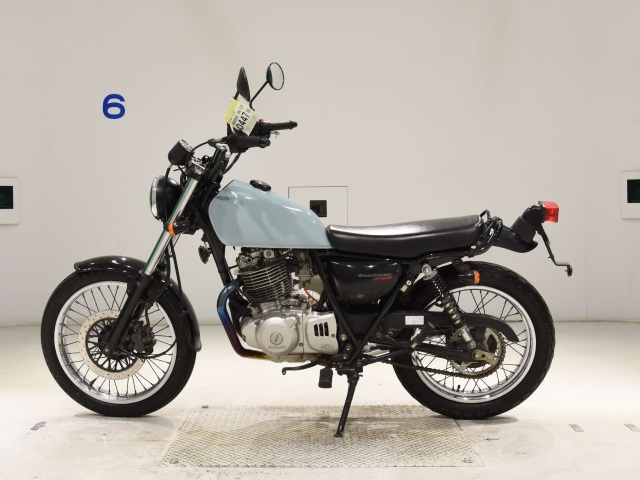 Suzuki GLASS TRACKER BIG BOY
