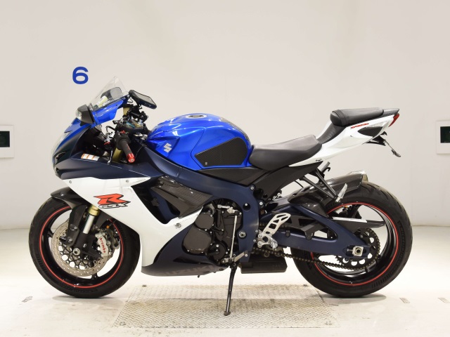 Suzuki GSX-R750