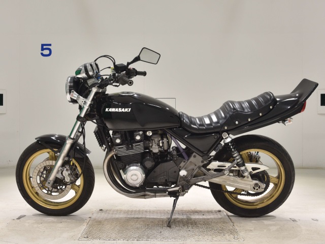 Kawasaki ZEPHYR400K