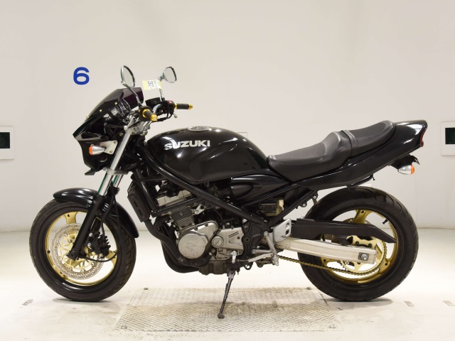 Suzuki BANDIT250-2