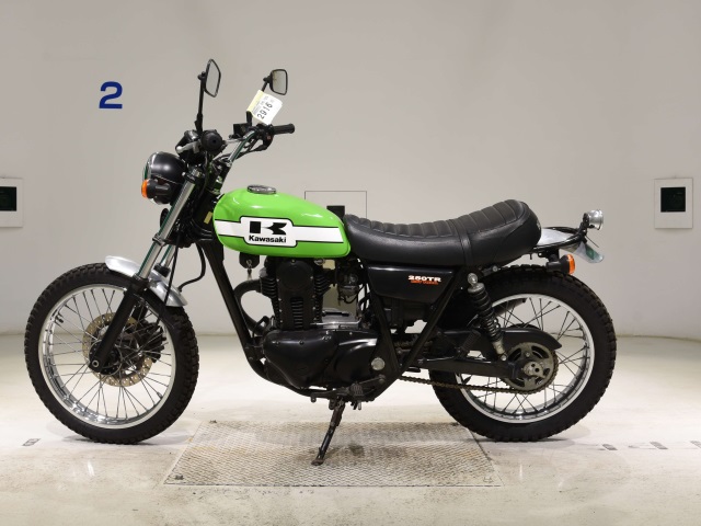 Kawasaki 250TR