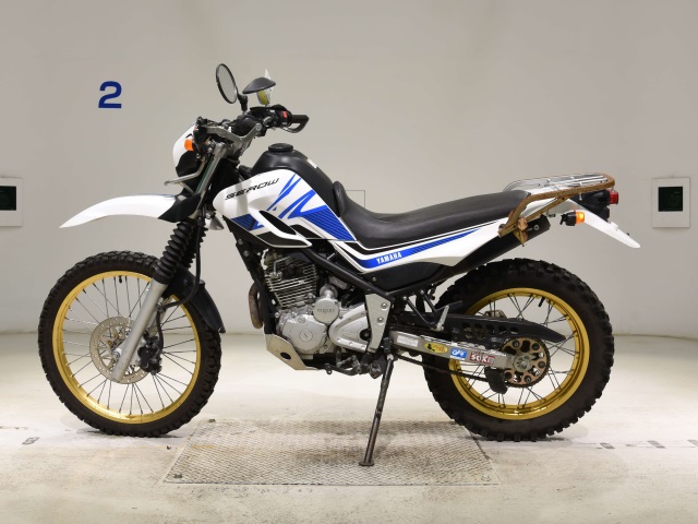 Yamaha SEROW 250-2