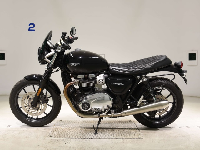 OTHER TRIUMPH STREET TWIN