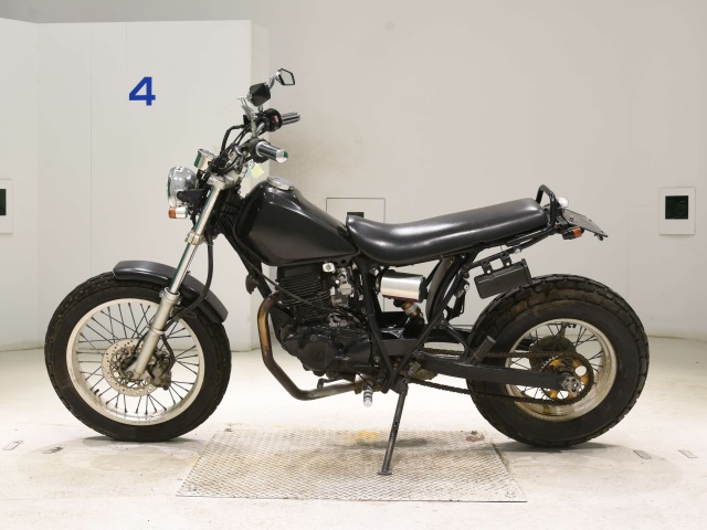 Yamaha TW200-2