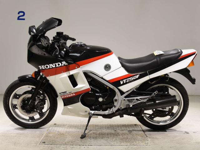 Honda VT250 INTEGRA