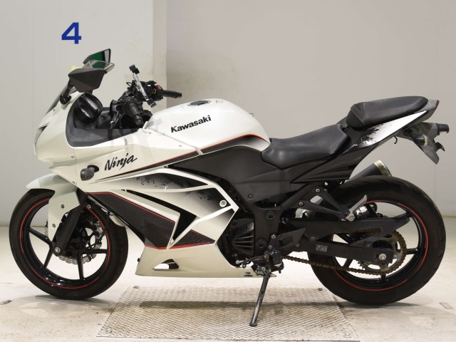 Kawasaki NINJA250R