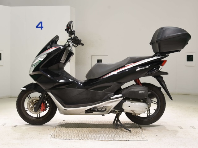 Honda PCX125-2