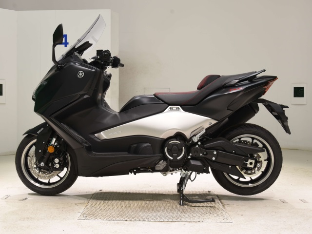 OTHER T-MAX560