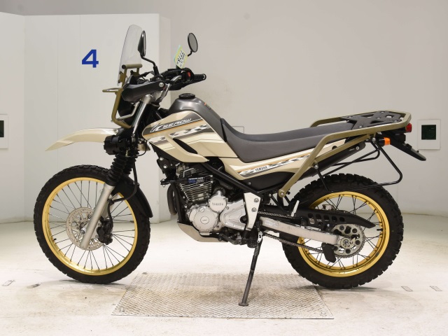 Yamaha SEROW 250-2