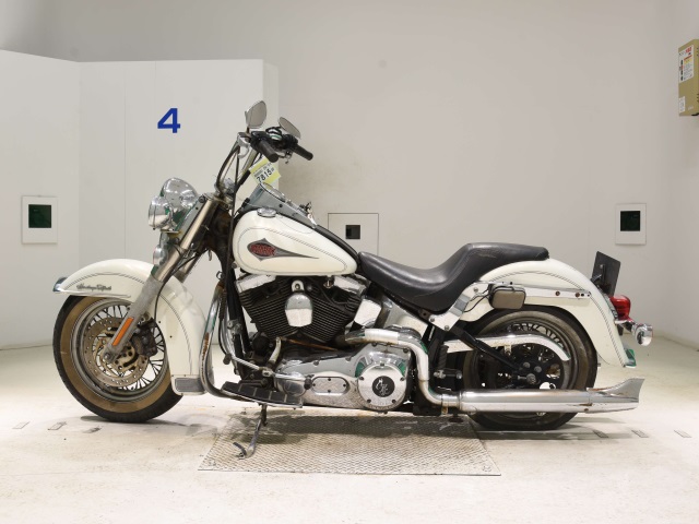 Harley-Davidson HARLEY FLSTC1450