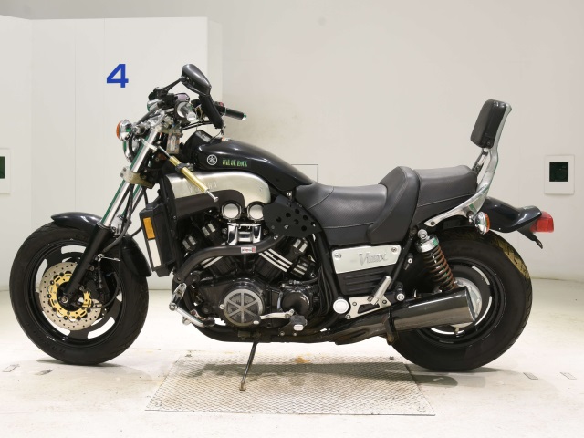 Yamaha V-MAX