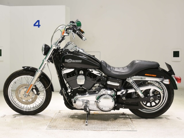 Harley-Davidson HARLEY FXDC1580