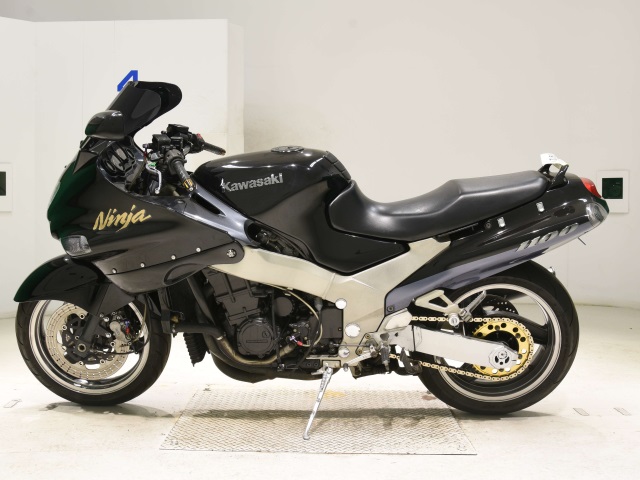 Kawasaki ZZR1100