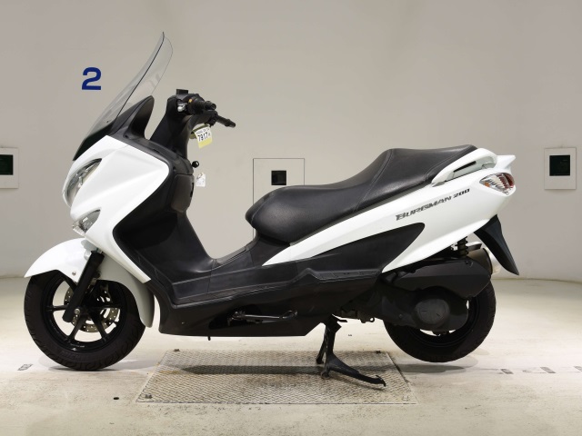 Suzuki BURGMAN200