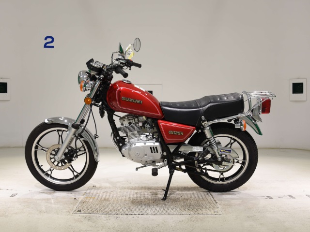 Suzuki GN125H