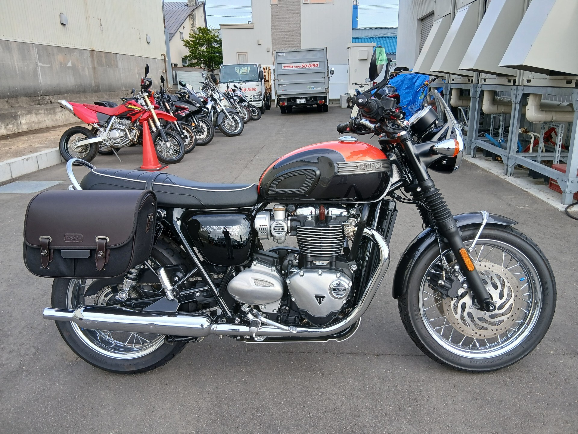 OTHER TRIUMPH BONNEVILLE T120