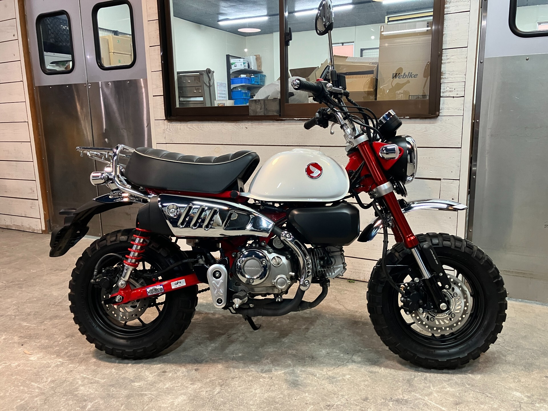 OTHER MONKEY 125