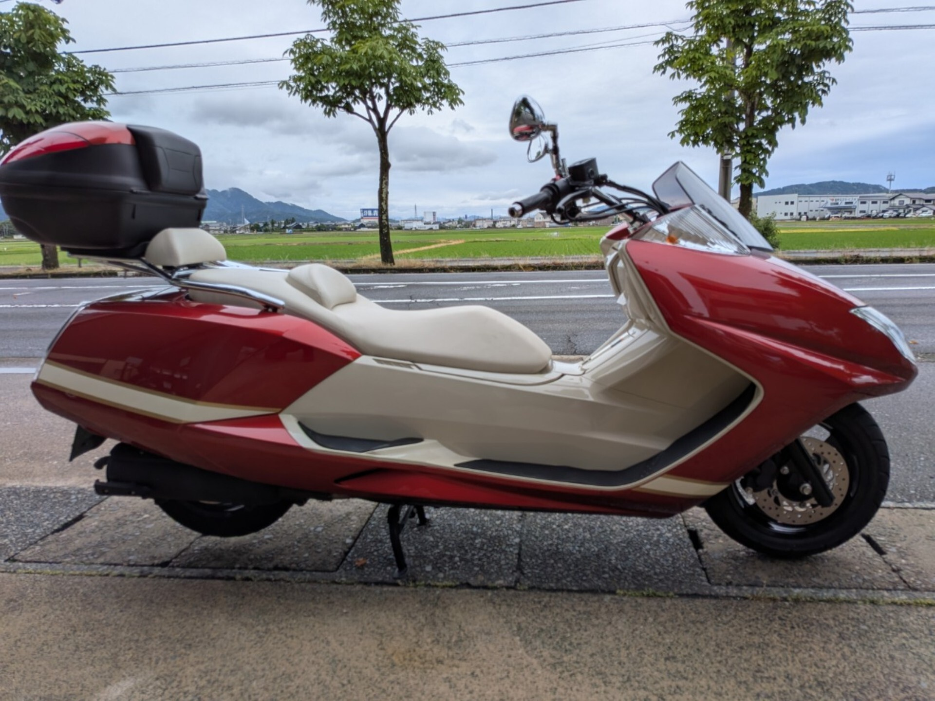Yamaha MAXAM250