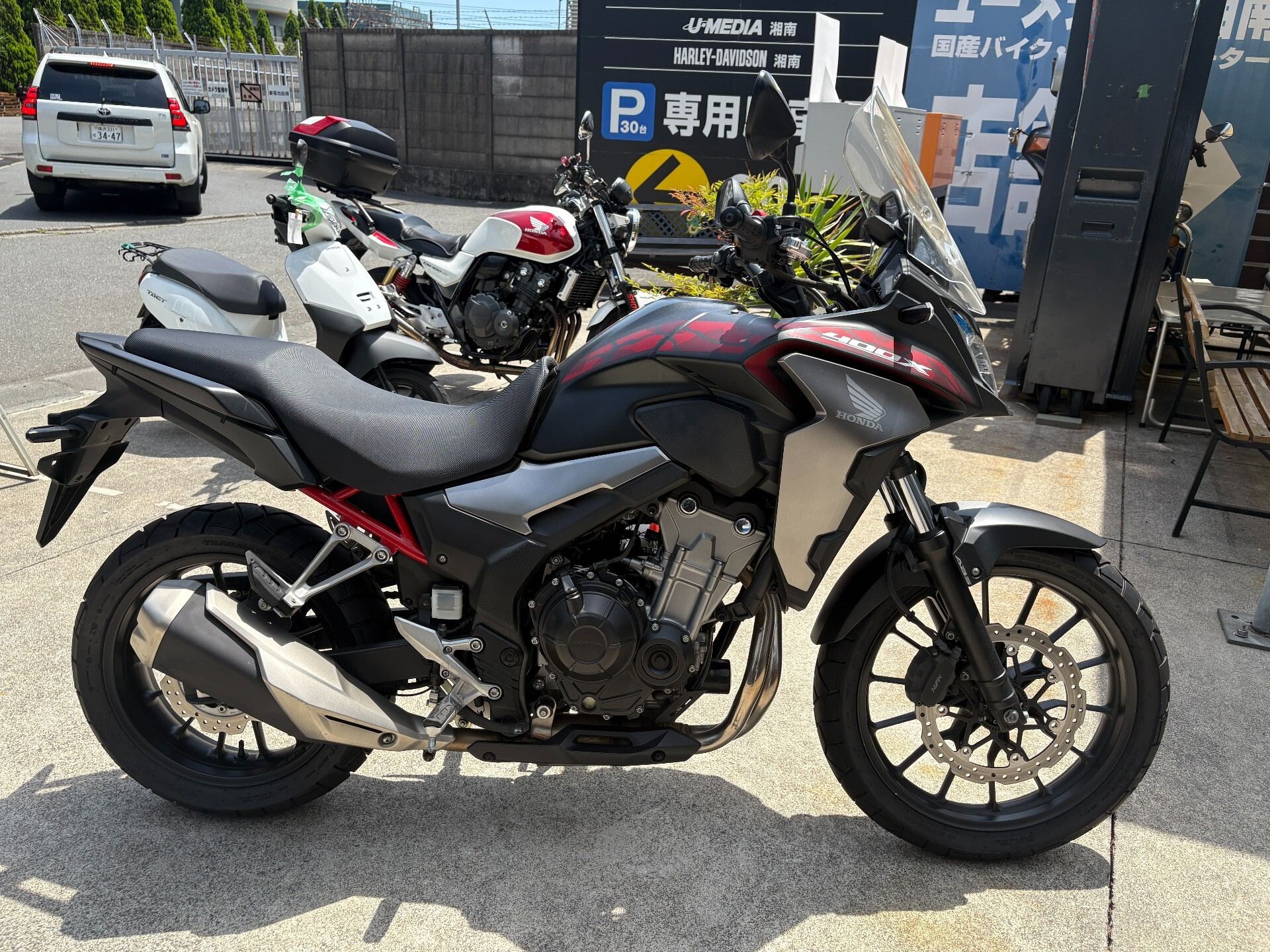 Honda 400X