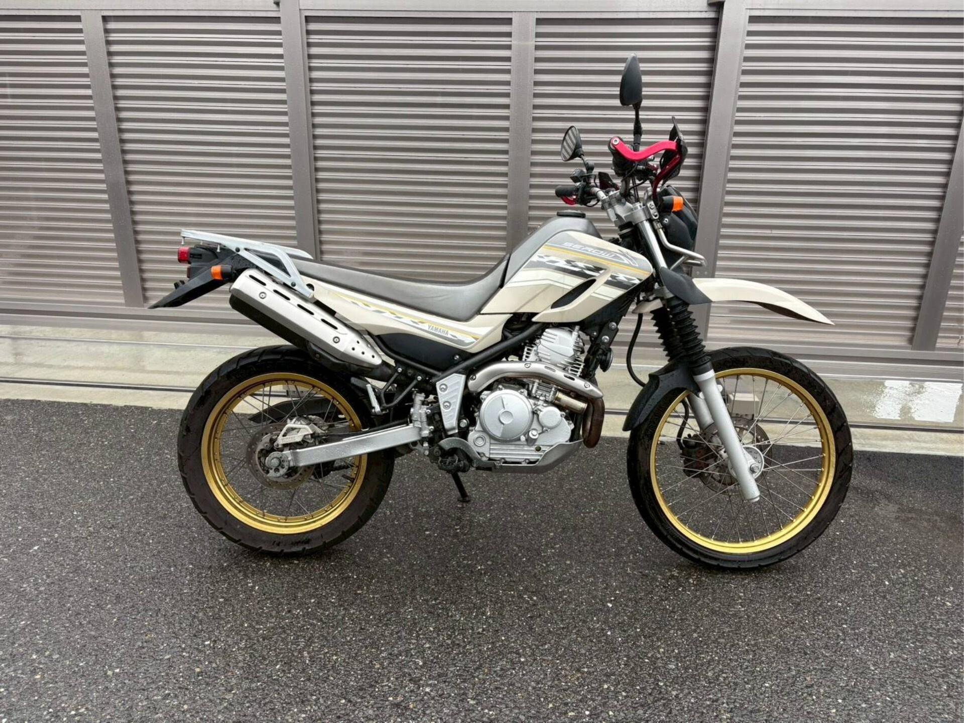 Yamaha SEROW 250