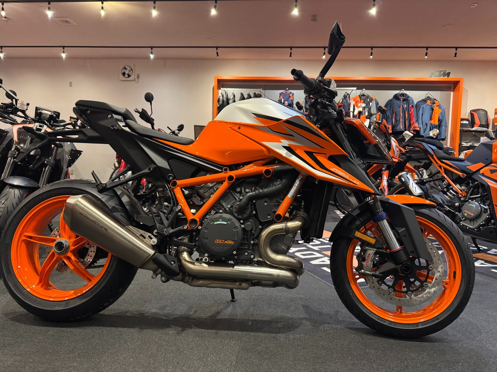 OTHER KTM 1290S-DUKE R EVO