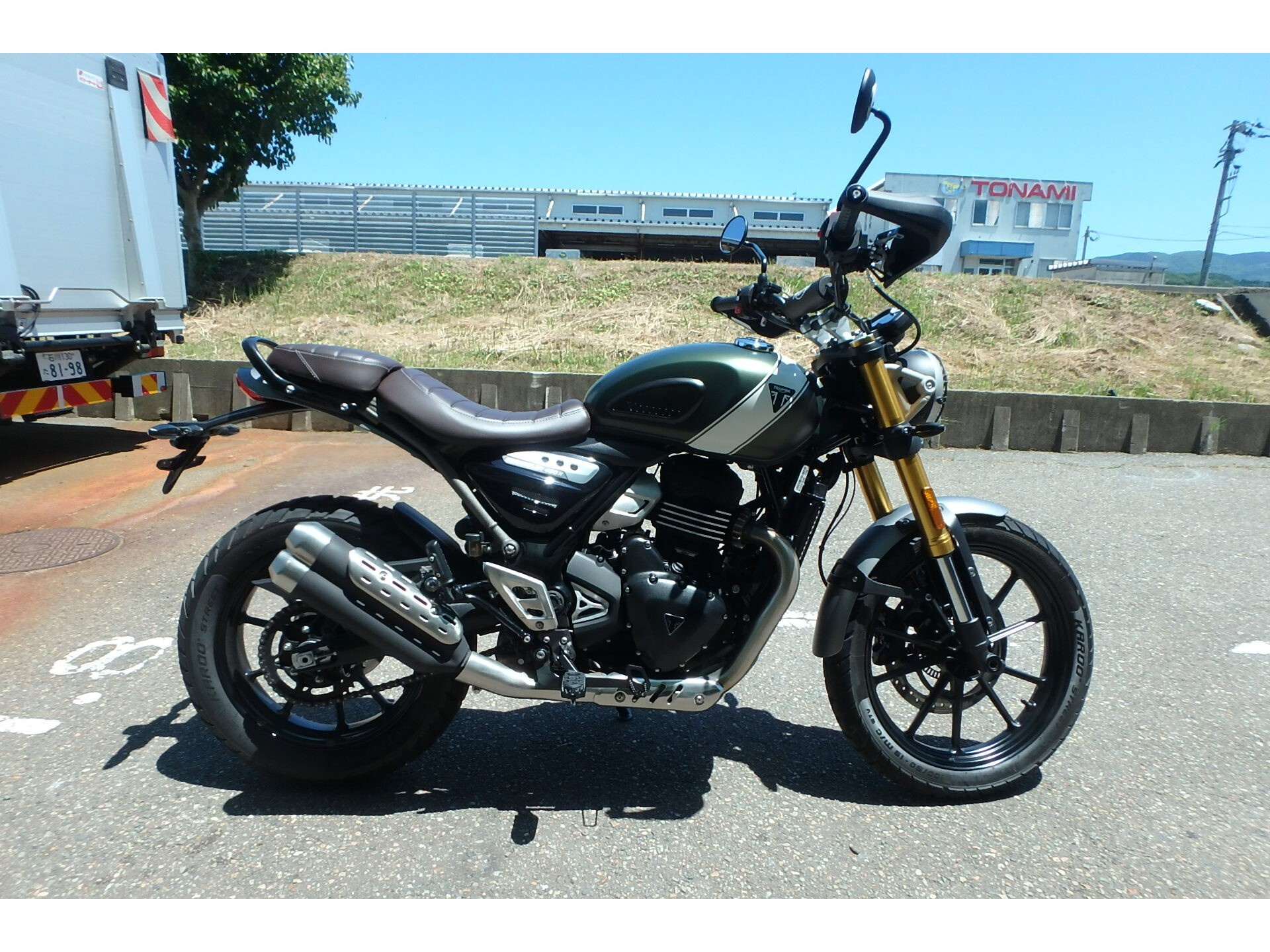 OTHER TRIUMPH SCRAMBLER 400X