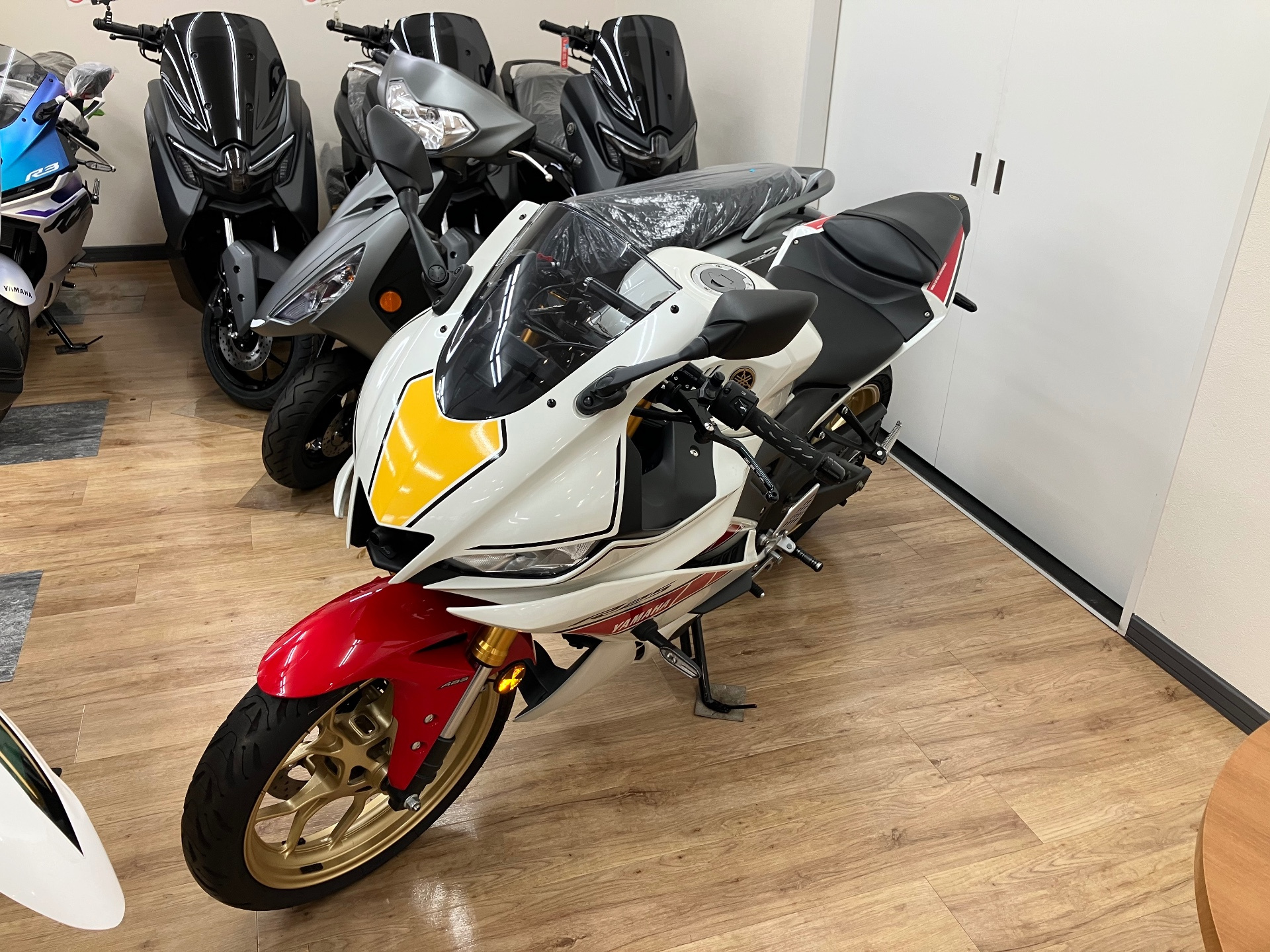 Yamaha YZF-R25