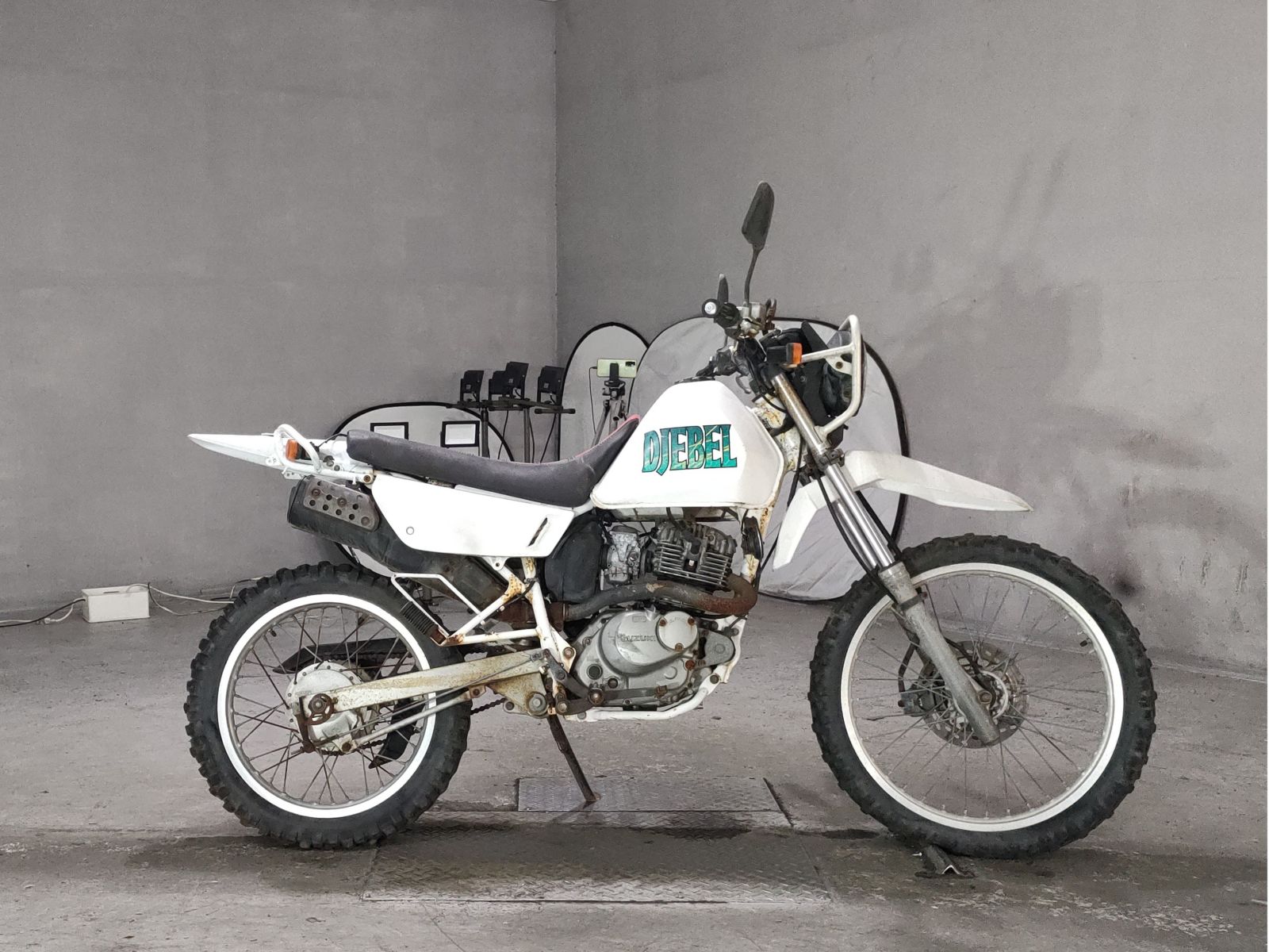 Suzuki DJEBEL125
