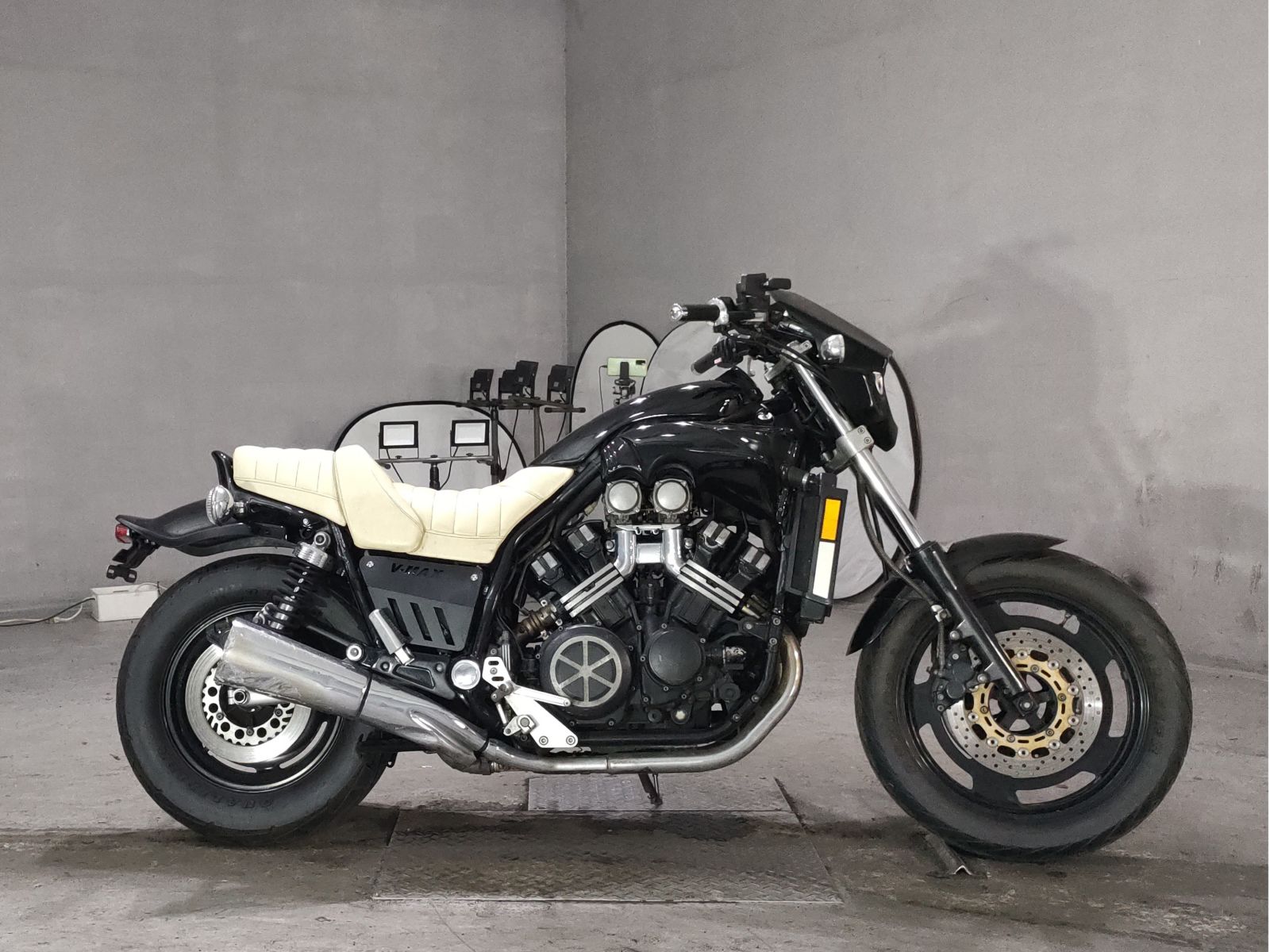 Yamaha V-MAX