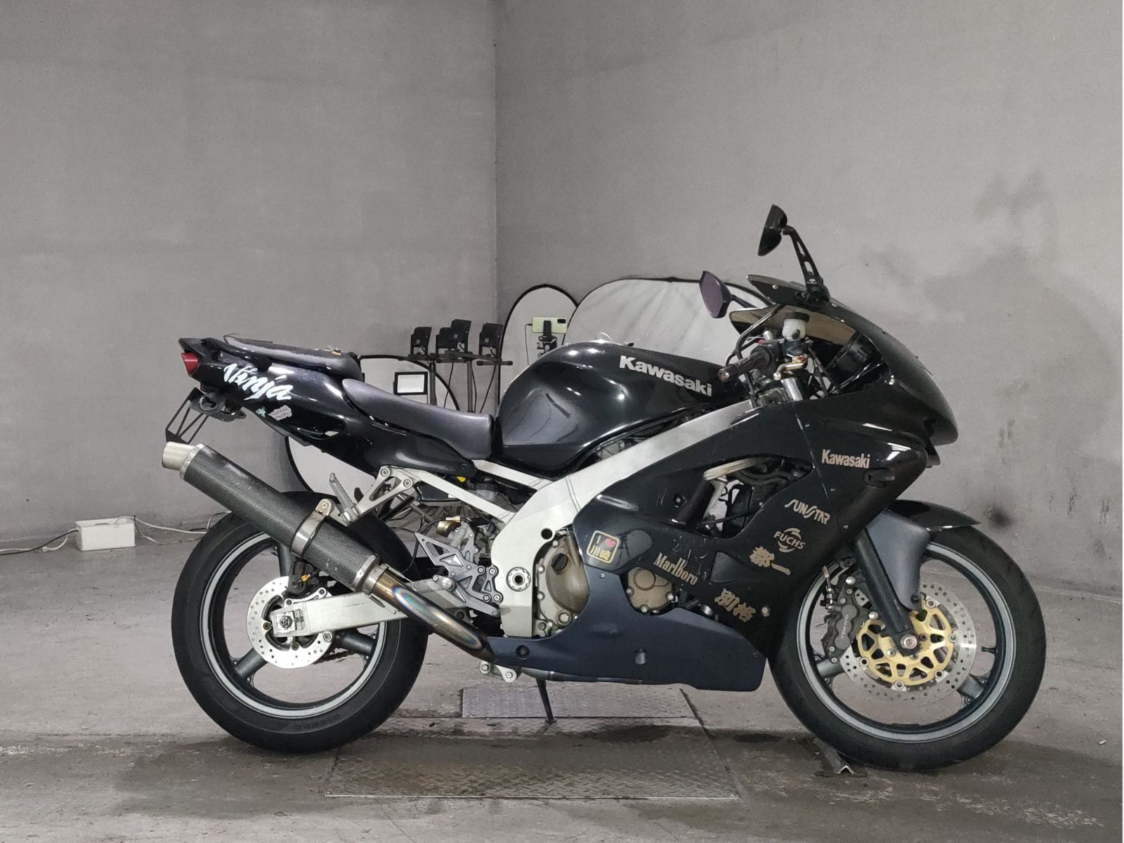 Kawasaki ZX-9R