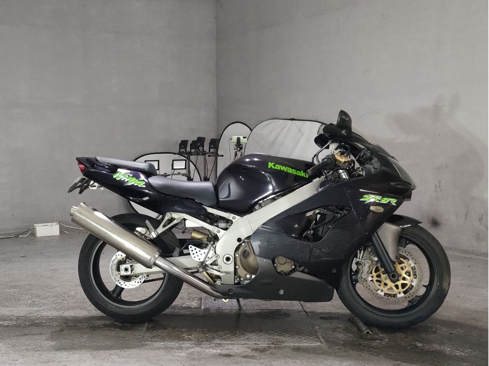 Kawasaki ZX-9R