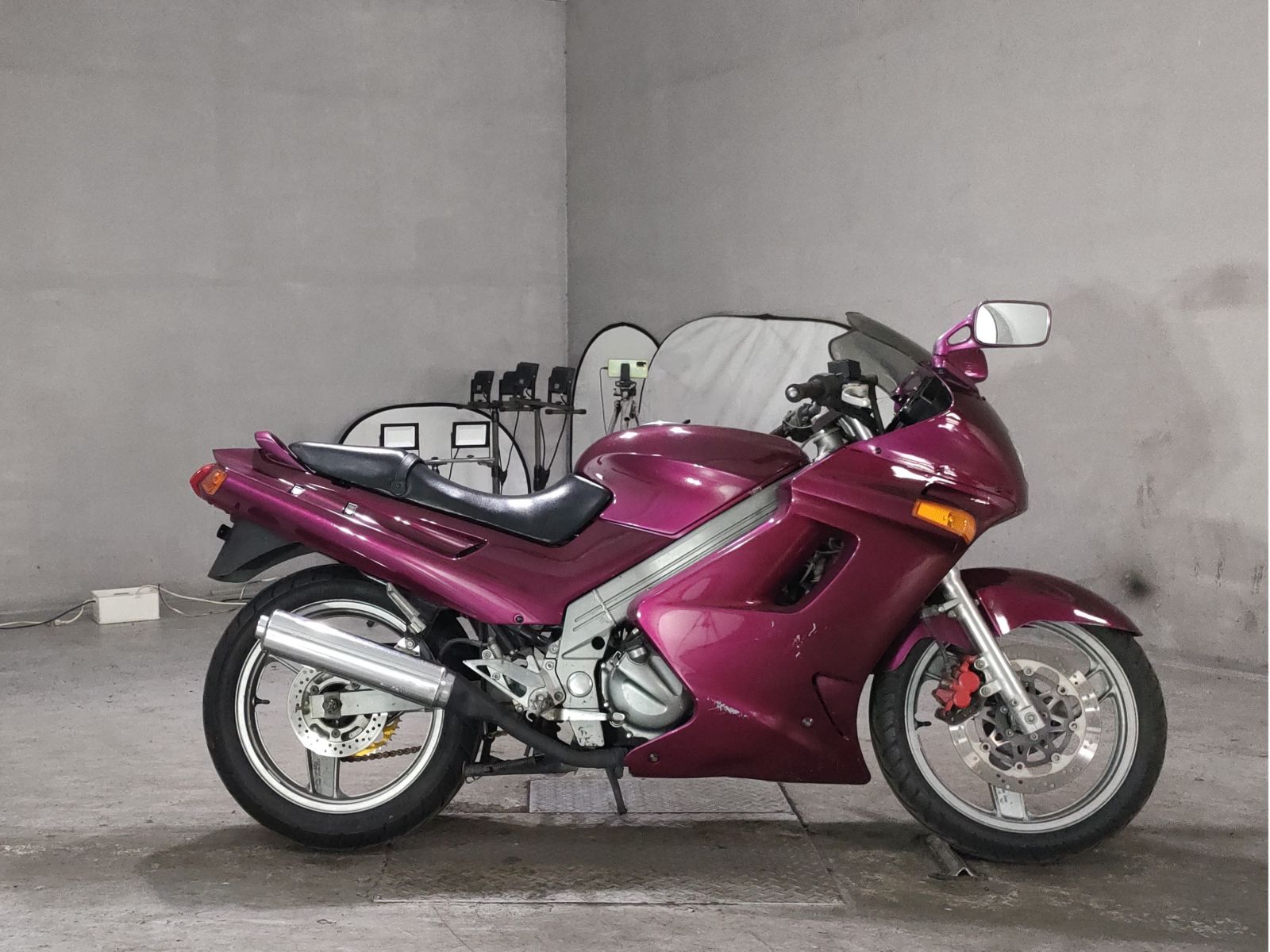 Kawasaki ZZR250