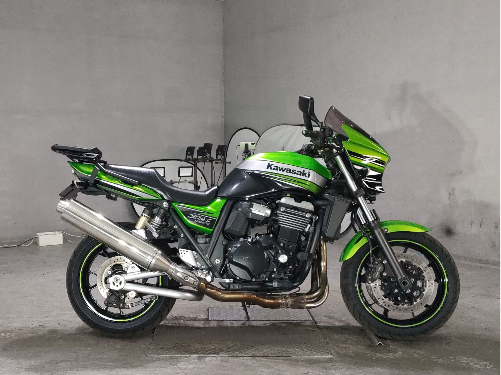 Kawasaki ZRX1200