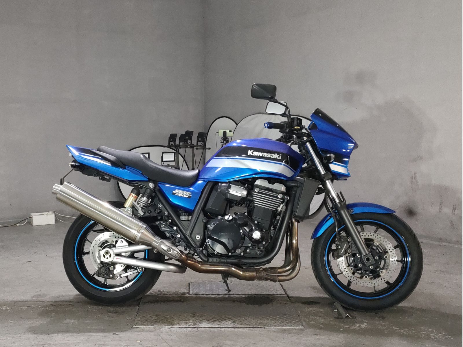 Kawasaki ZRX1200