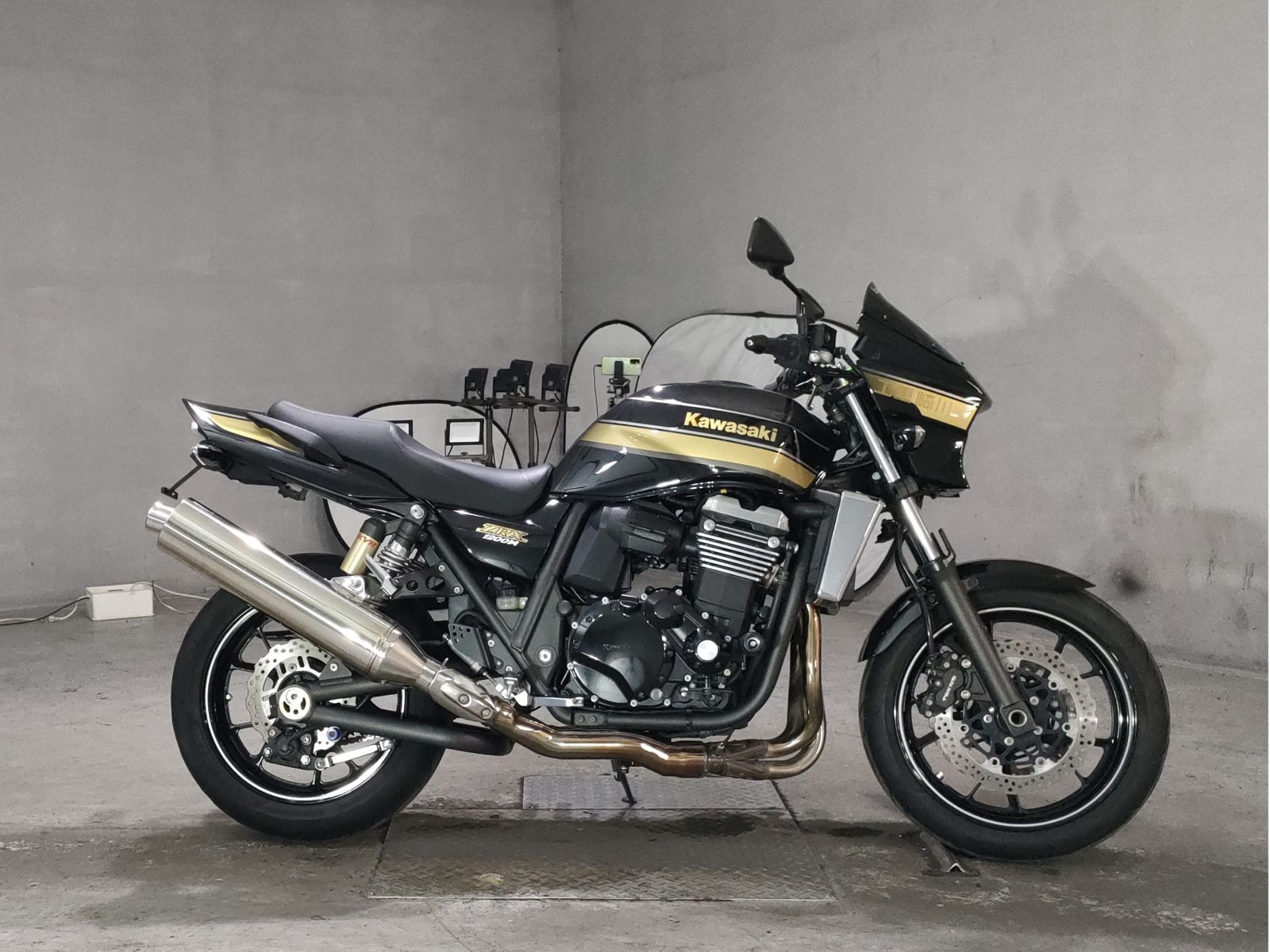 Kawasaki ZRX1200
