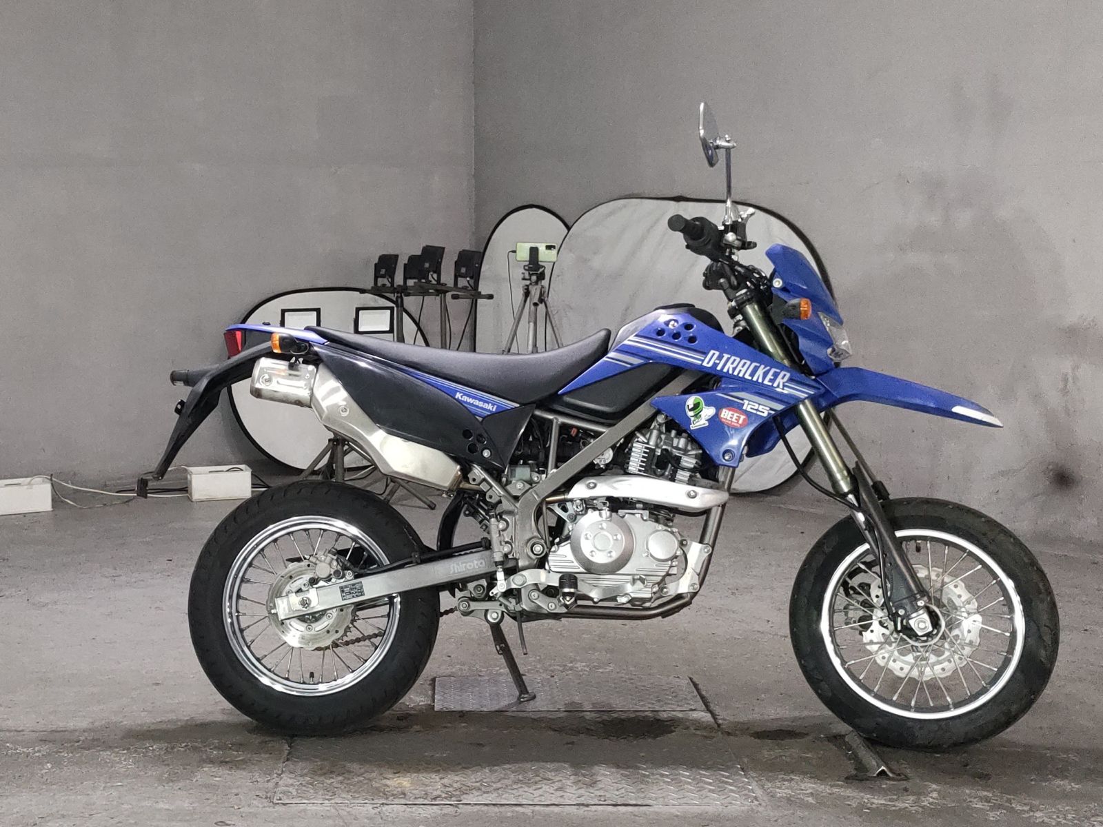 OTHER D TRACKER 125