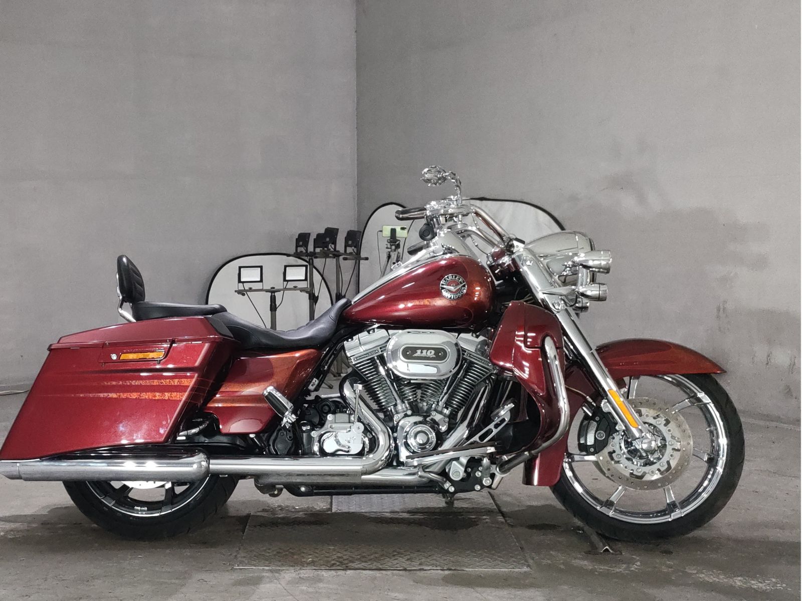 Harley-Davidson HARLEY FLHRSE1800CVO
