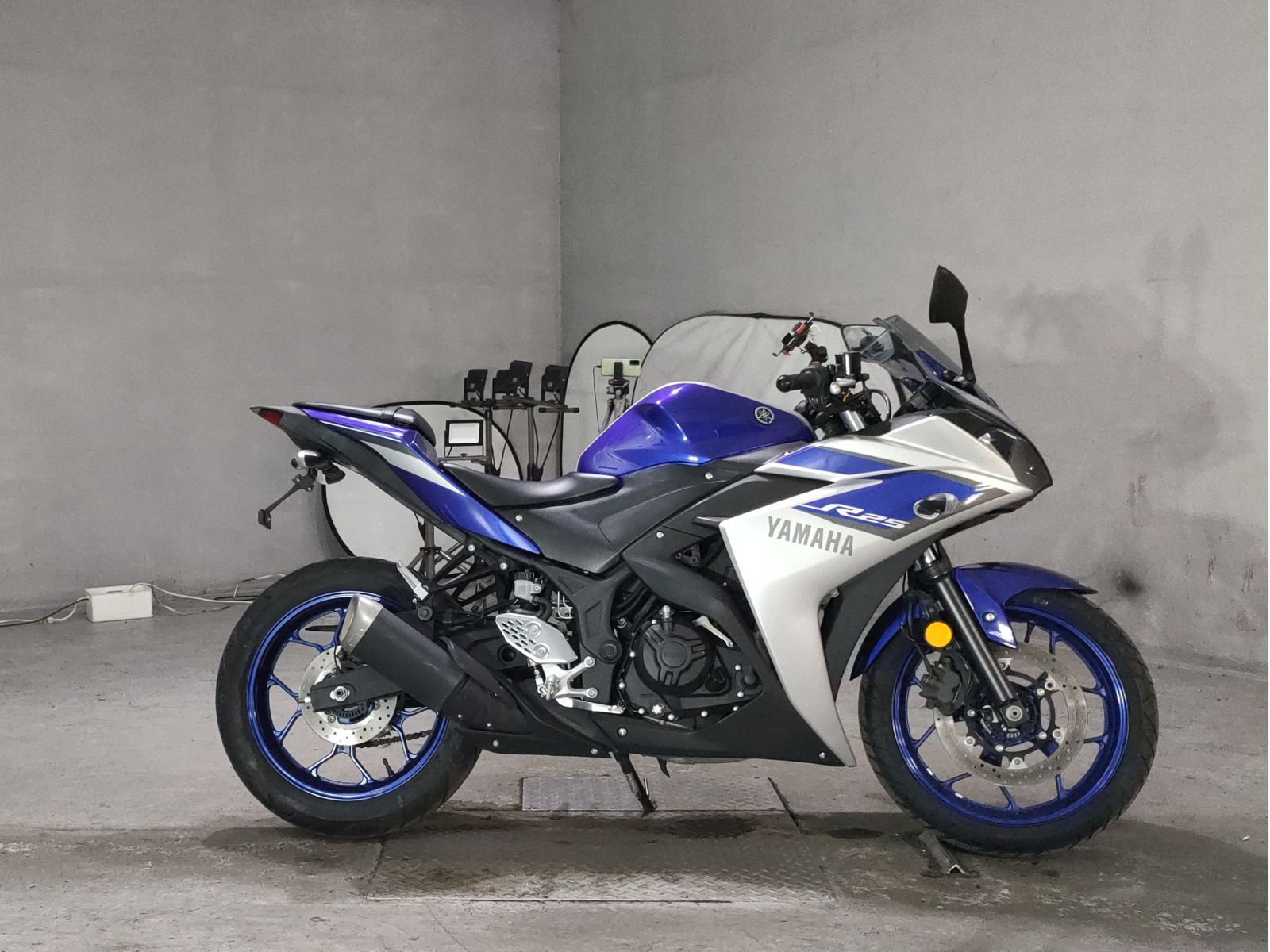 Yamaha YZF-R25