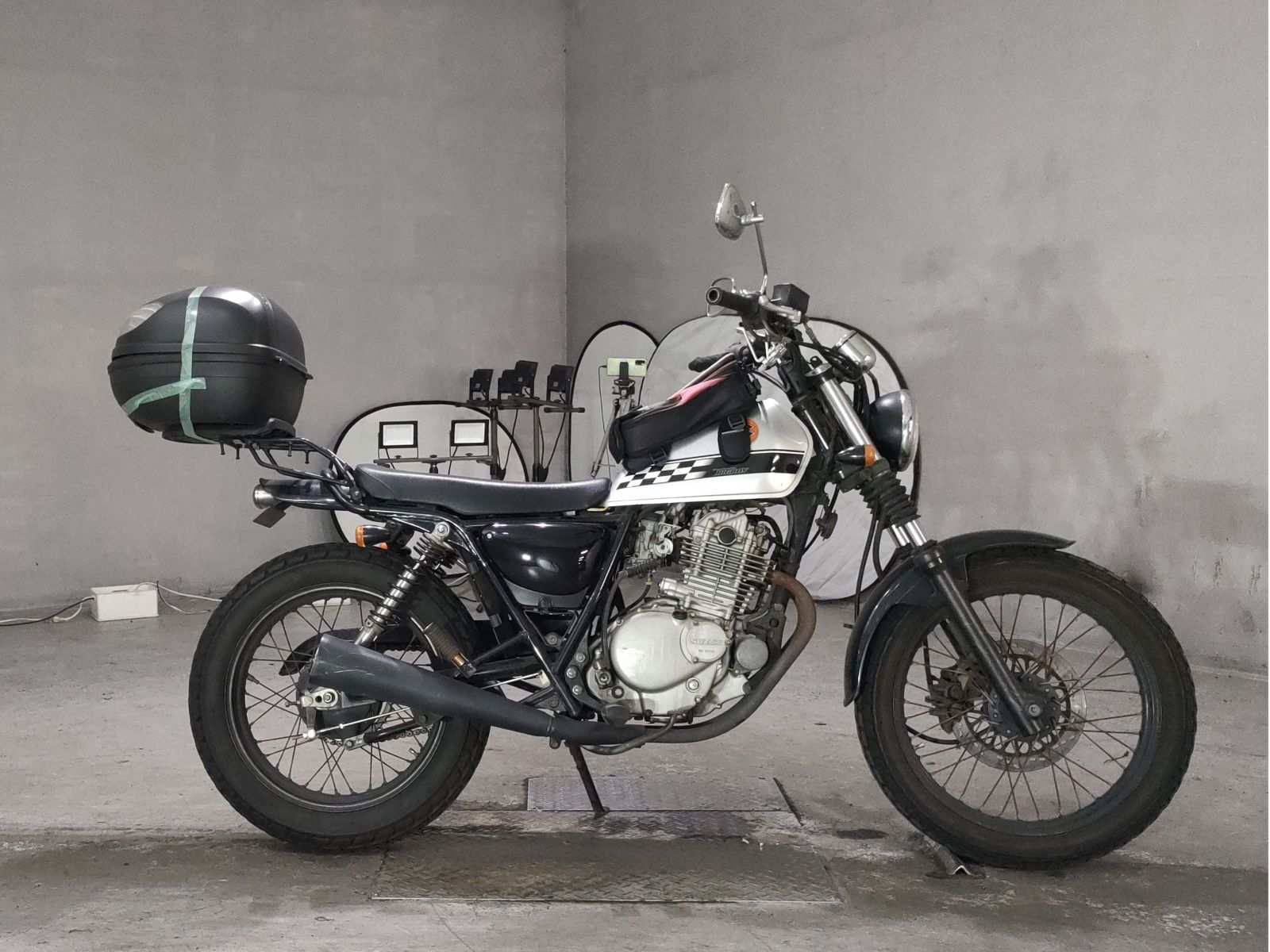 Suzuki GLASS TRACKER BIG BOY