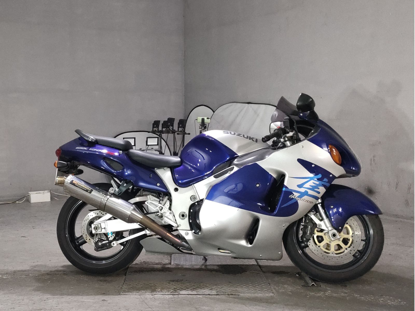 Suzuki GSX1300R HAYABUSA