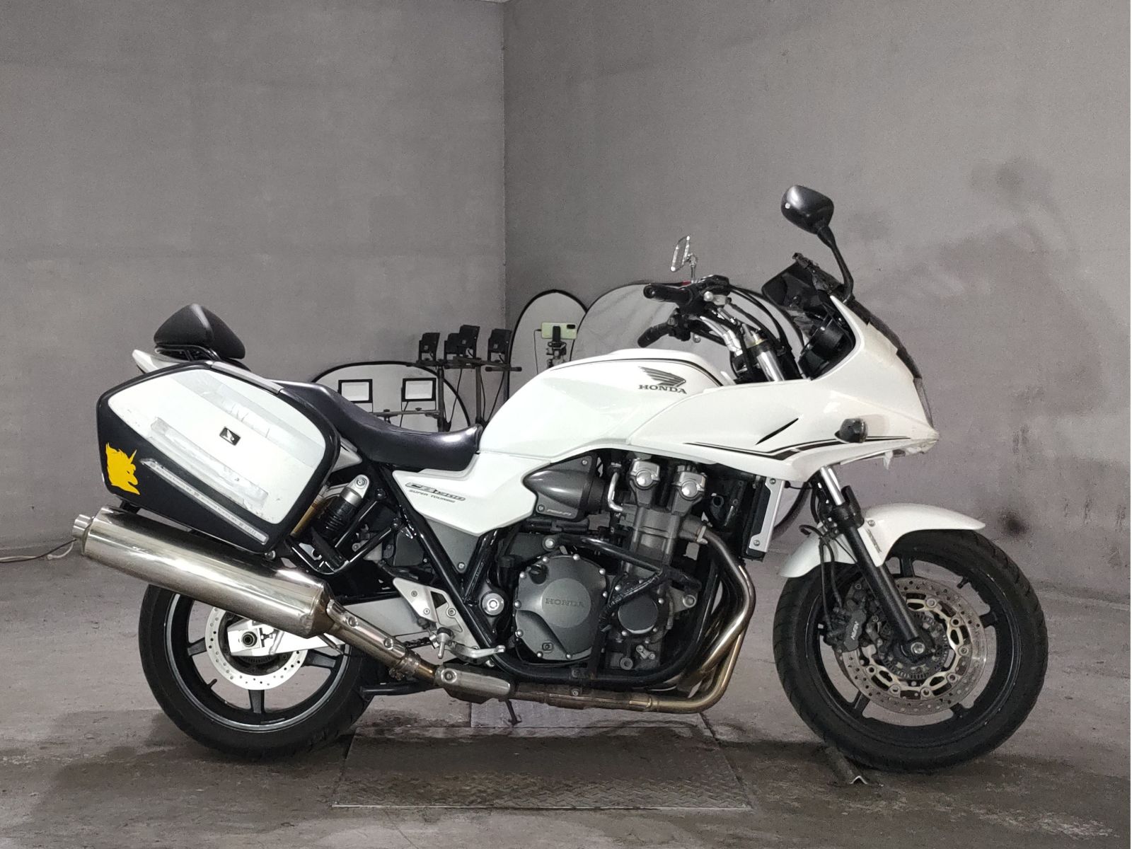 Honda CB1300 SUPER TOURING