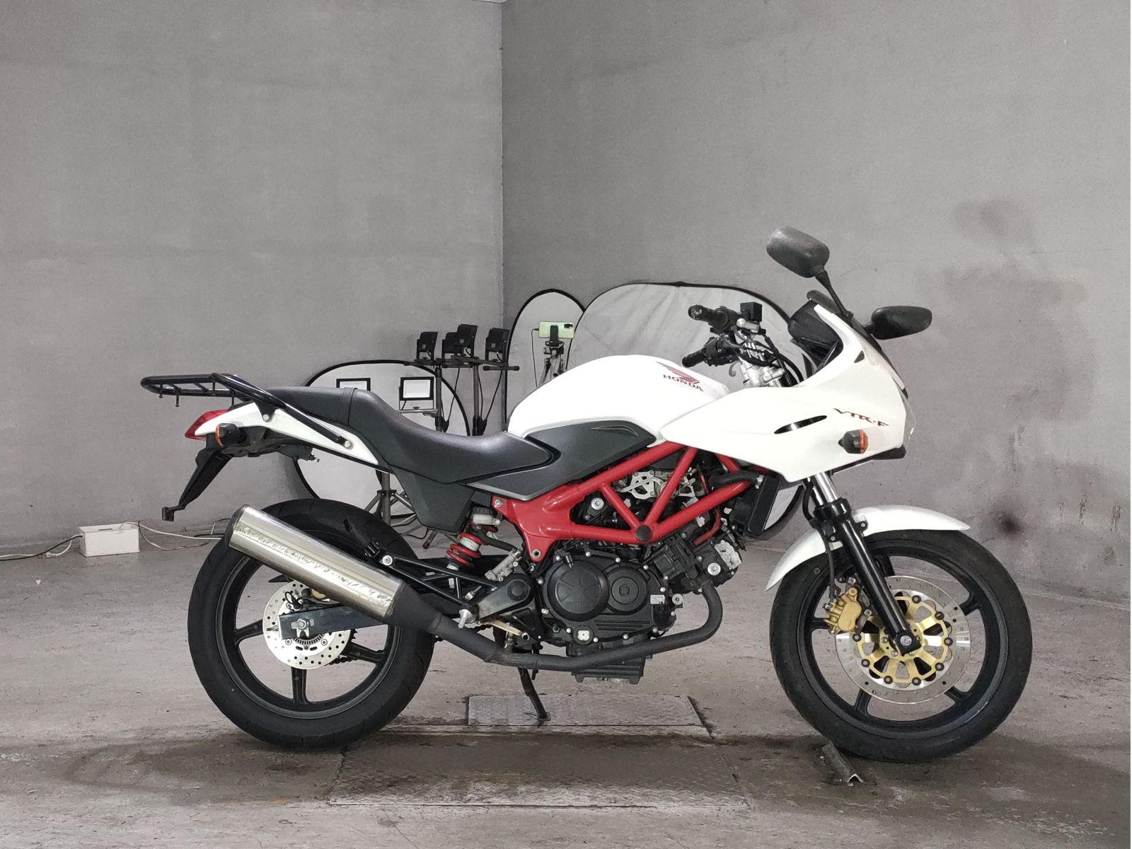 Honda VTR250F