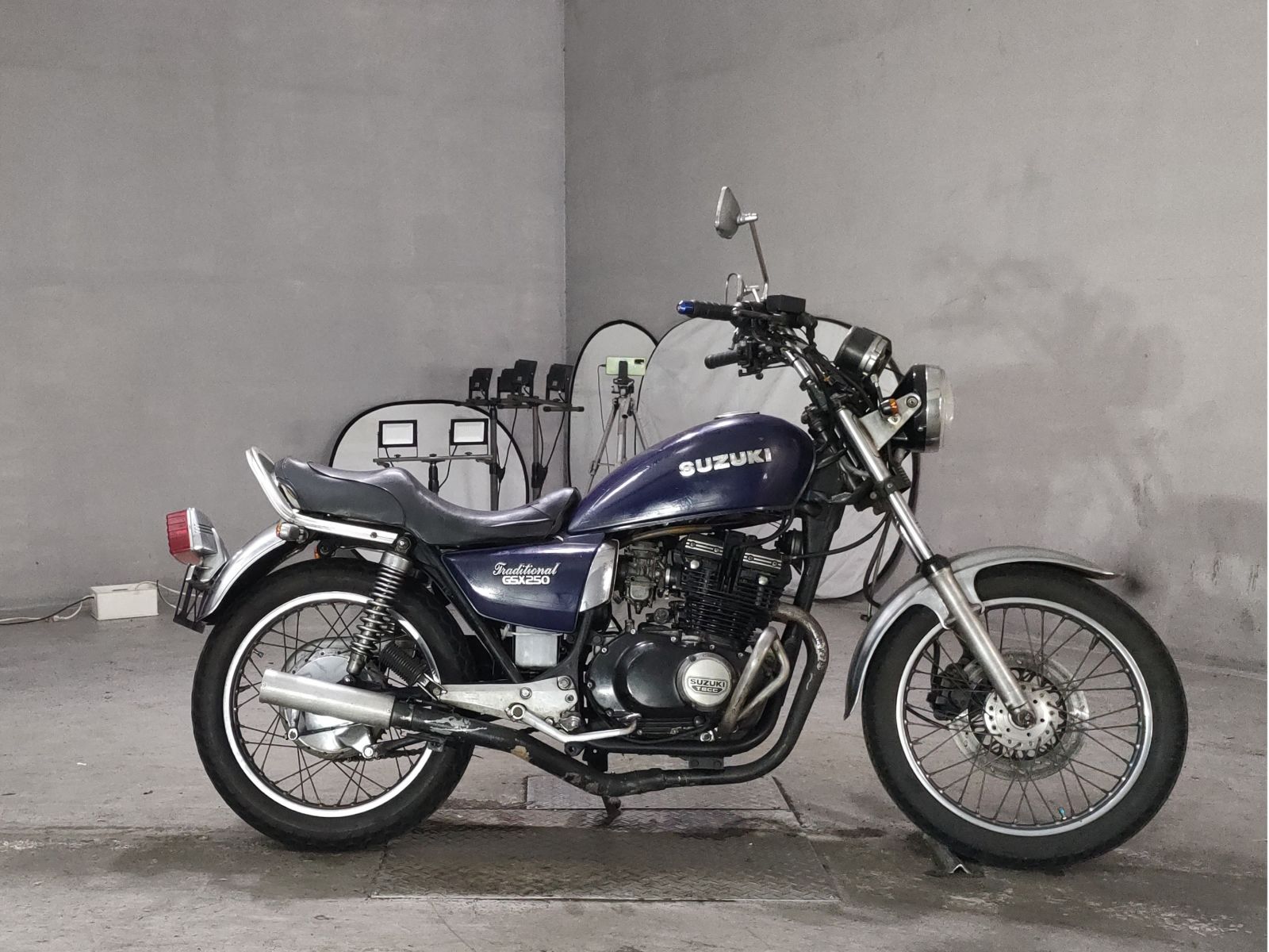 Suzuki GSX250