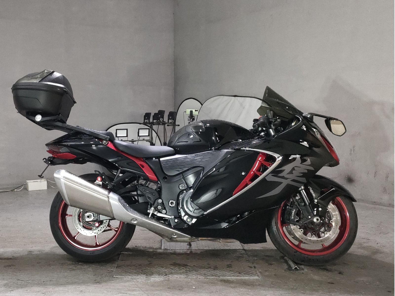 Suzuki GSX1300R HAYABUSA