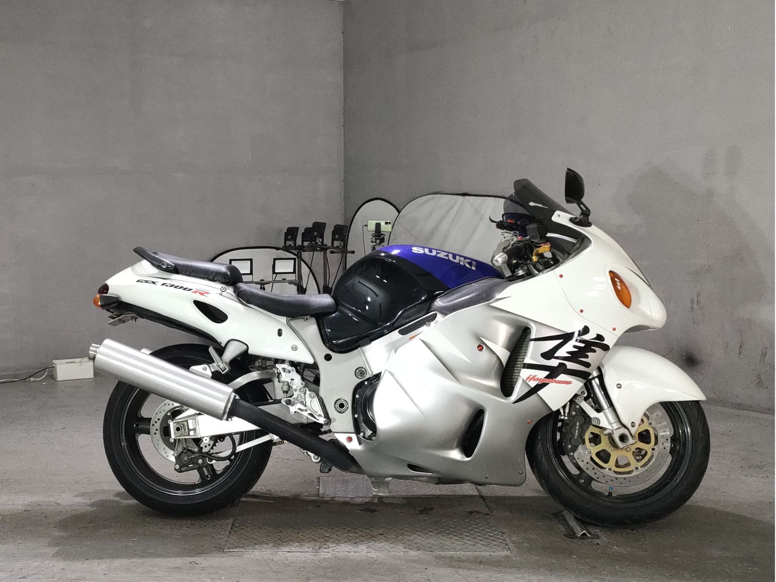 Suzuki GSX1300R HAYABUSA