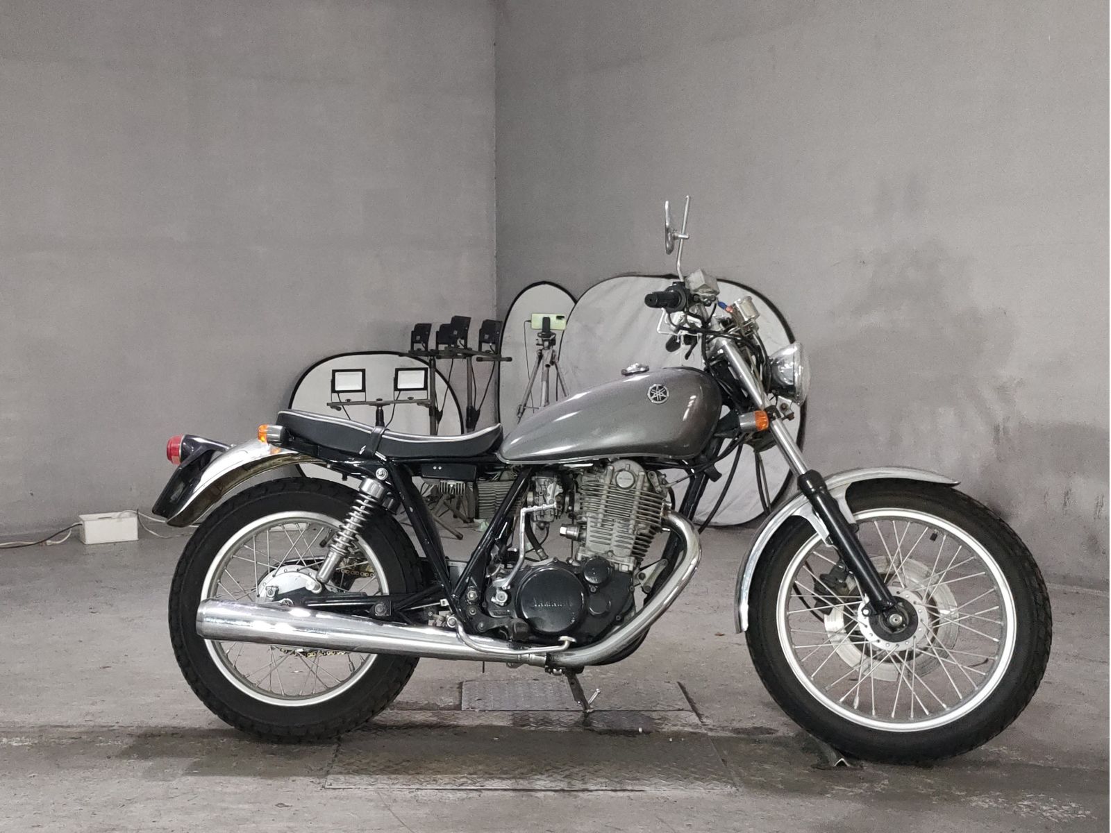 Yamaha SR500-1