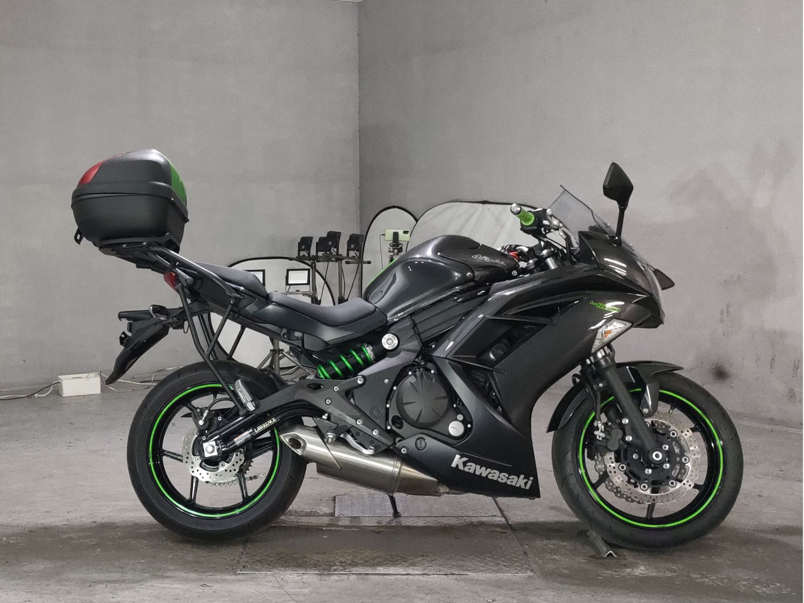 Kawasaki NINJA400