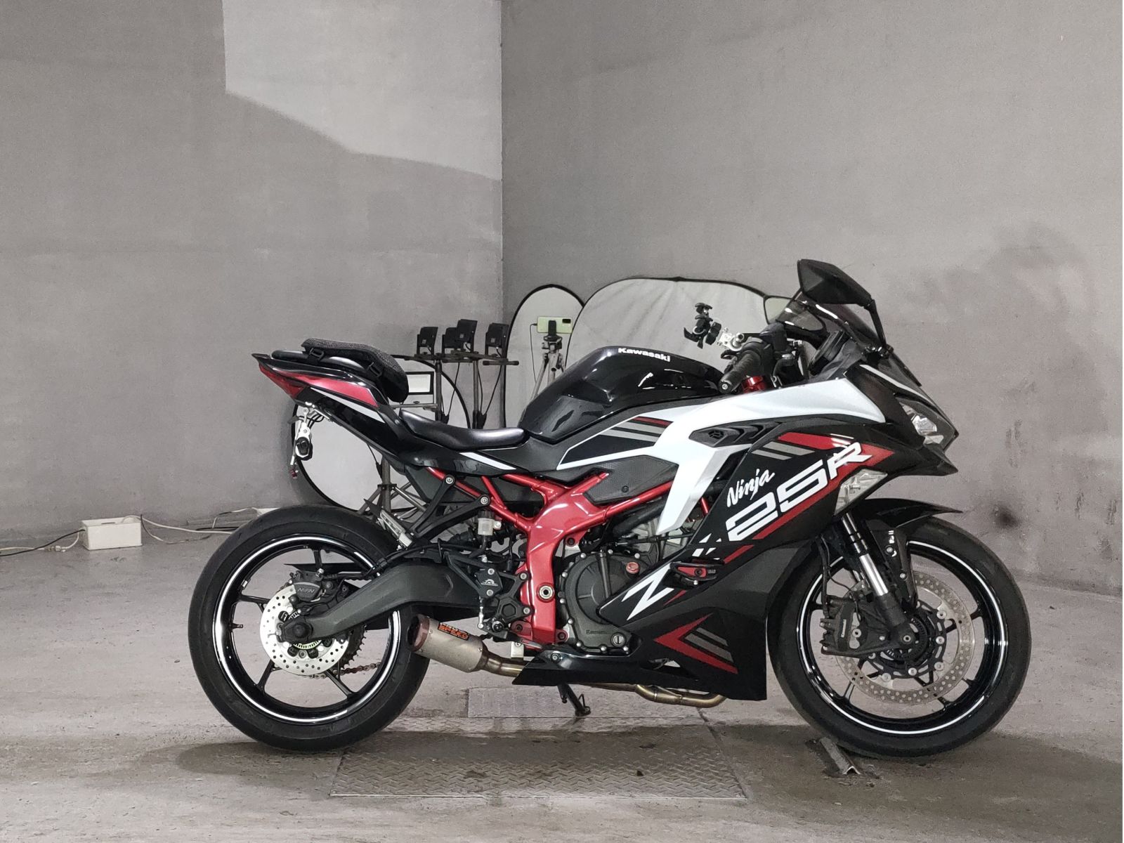 OTHER NINJA ZX-25R SE