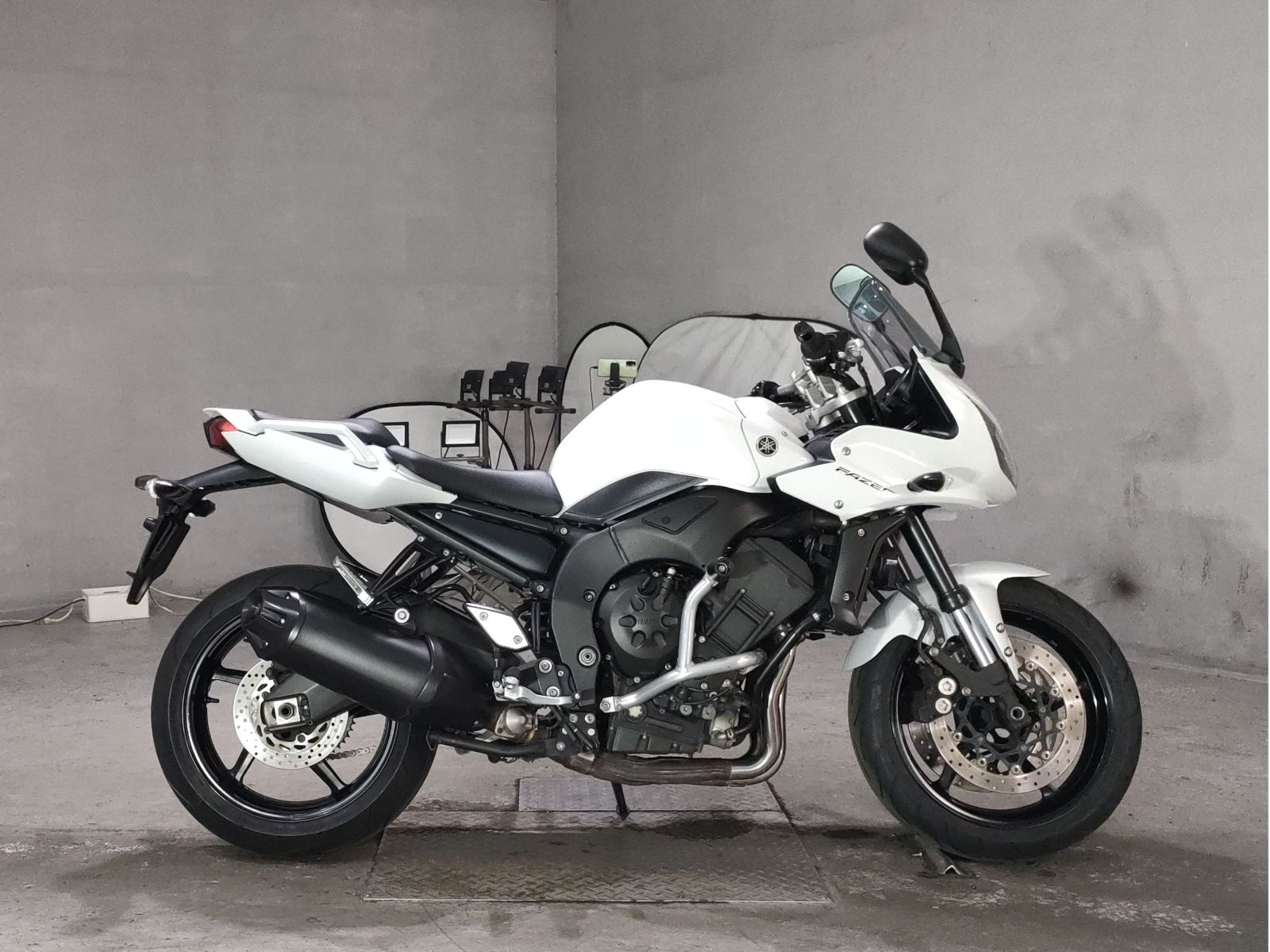 Yamaha FZ-1 FEATHER